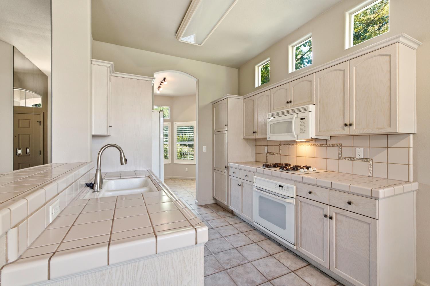 4626 W Polo Creek Ct, Fresno, CA 93722
