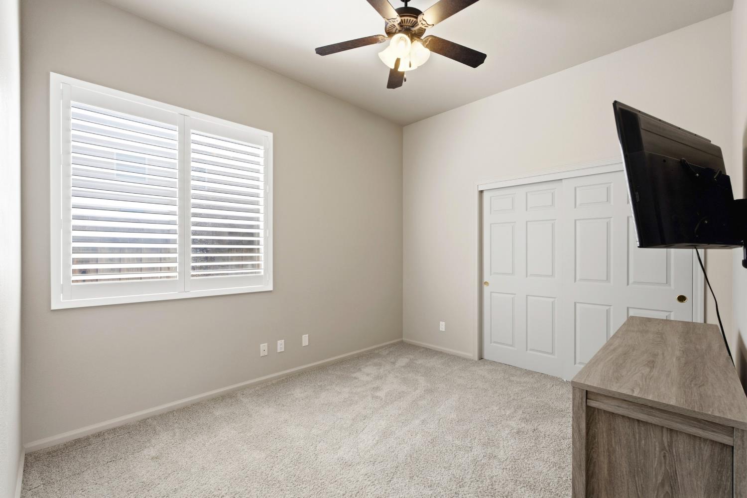 4626 W Polo Creek Ct, Fresno, CA 93722