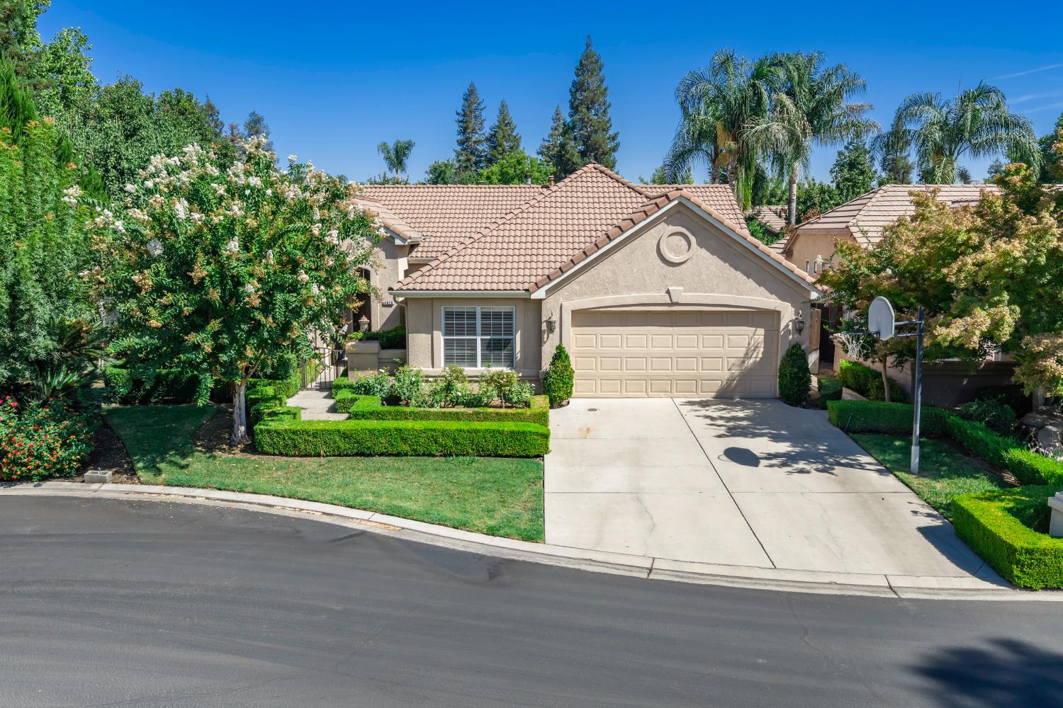4626 W Polo Creek Ct, Fresno, CA 93722