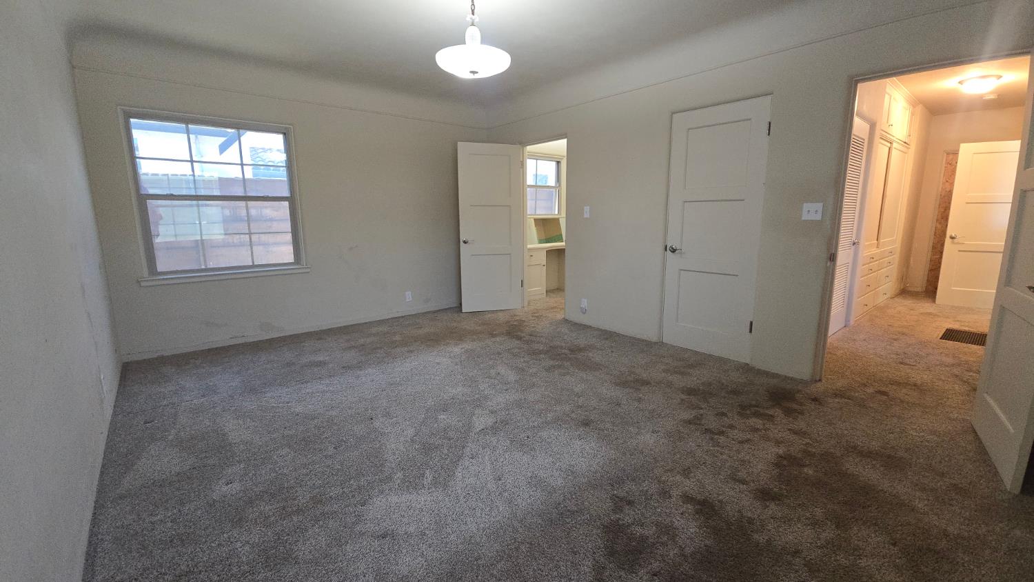 3966 Huntington Blvd, Fresno, CA 93702
