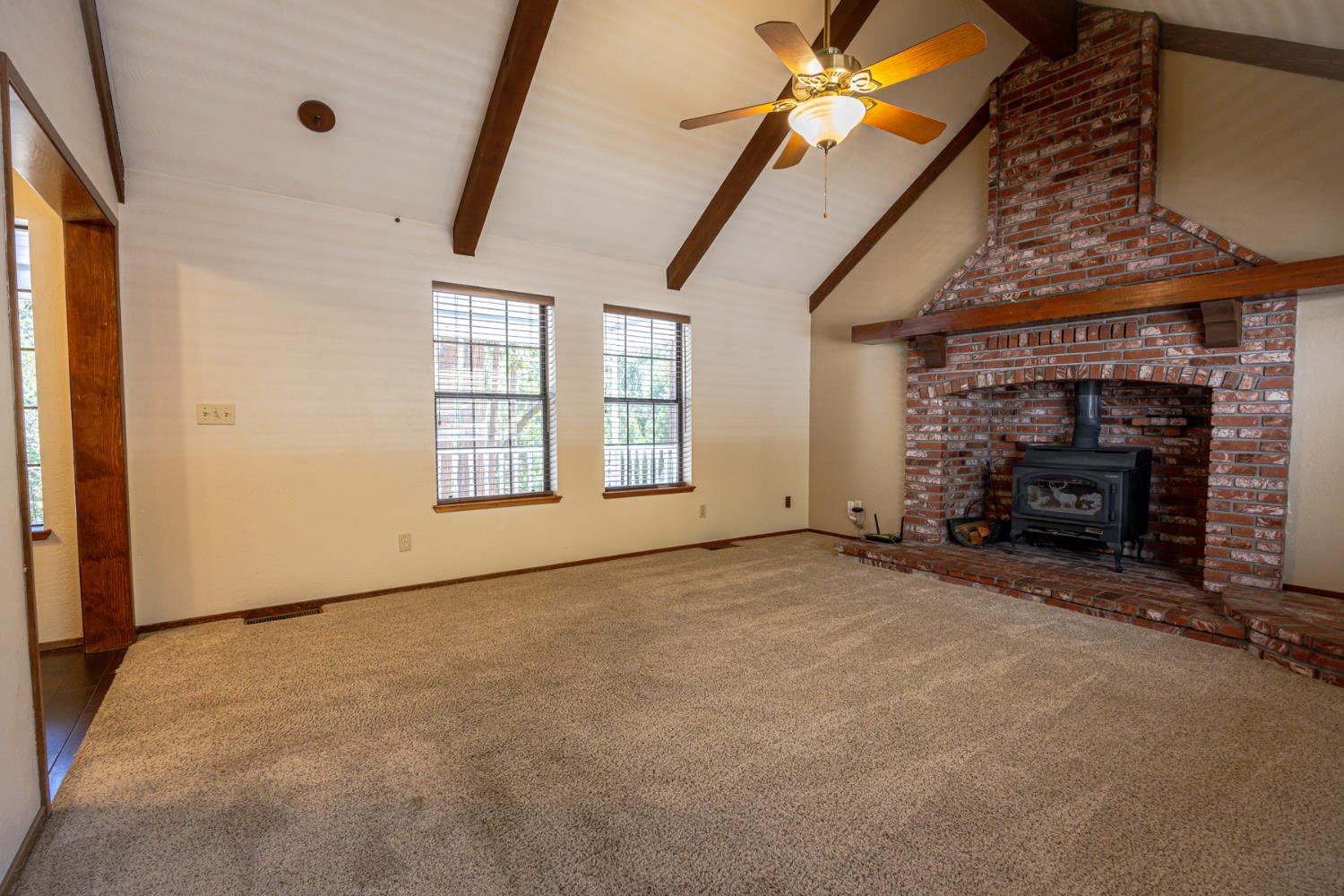 36232 Finegold Creek Dr, North Fork, CA 93643