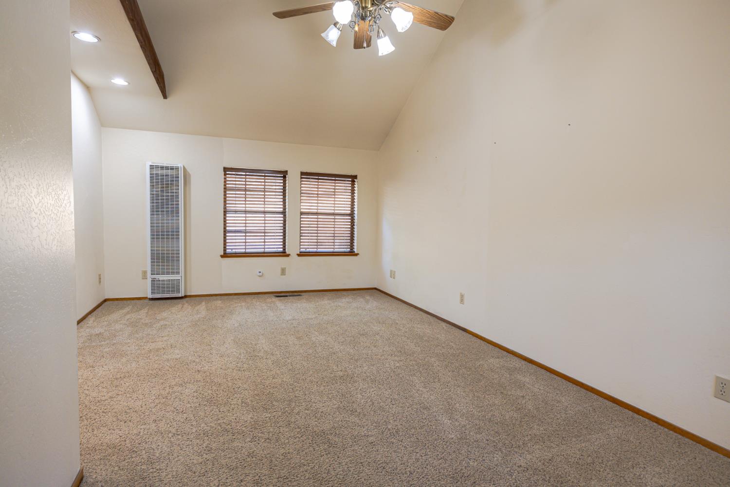 36232 Finegold Creek Dr, North Fork, CA 93643