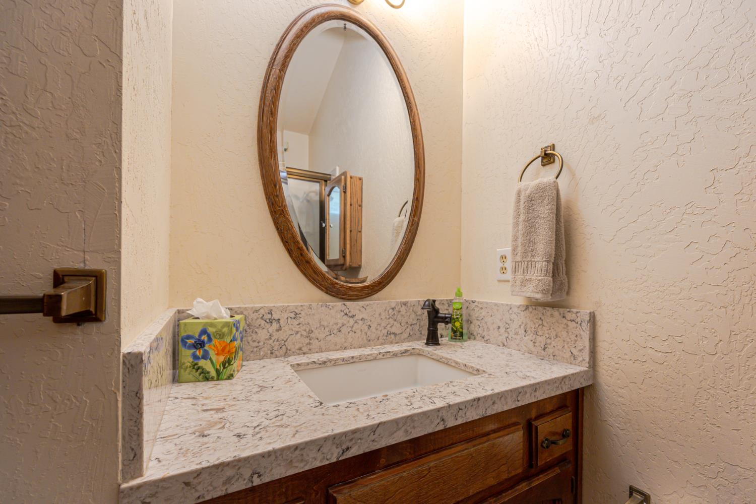 36232 Finegold Creek Dr, North Fork, CA 93643