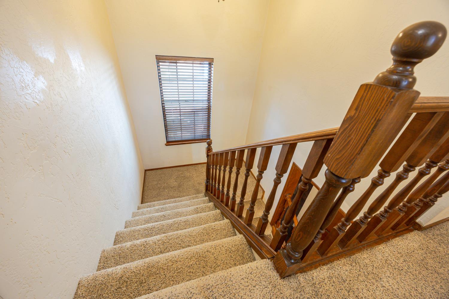 36232 Finegold Creek Dr, North Fork, CA 93643