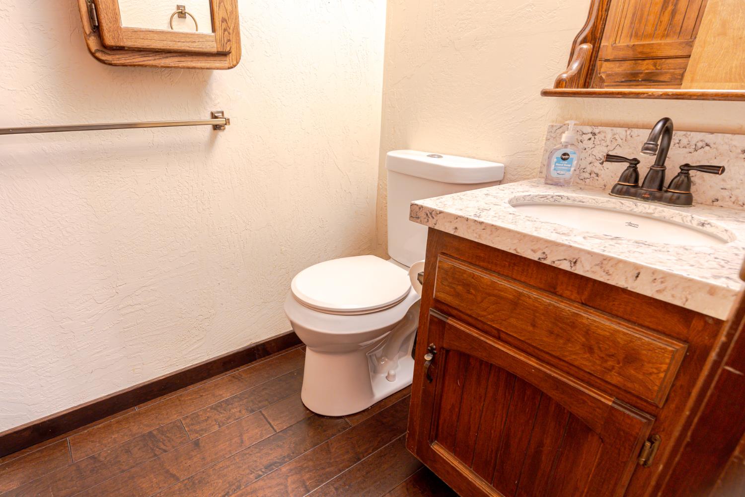 36232 Finegold Creek Dr, North Fork, CA 93643