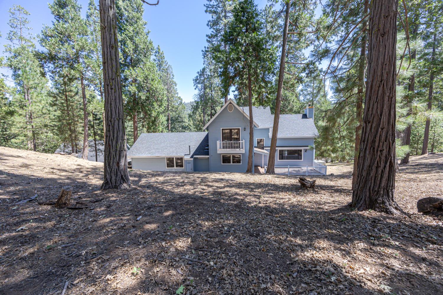 36232 Finegold Creek Dr, North Fork, CA 93643