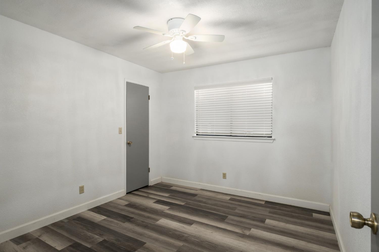 5822 E Grant Ave, Fresno, CA 93727