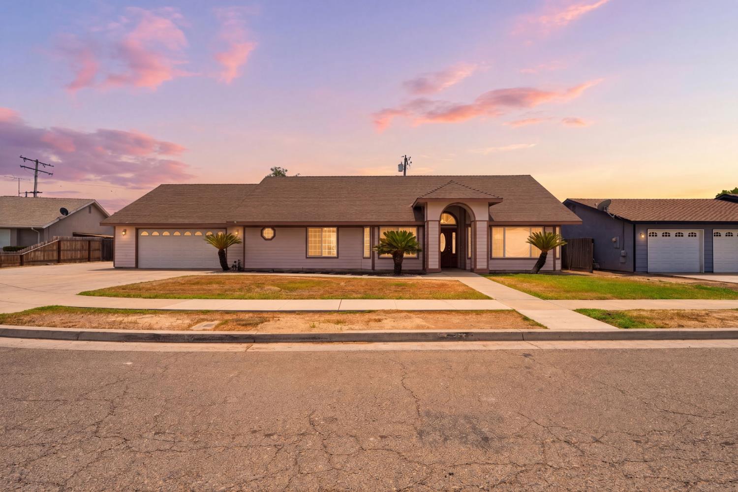 1487 Boyd Ct, Tulare, CA 93274