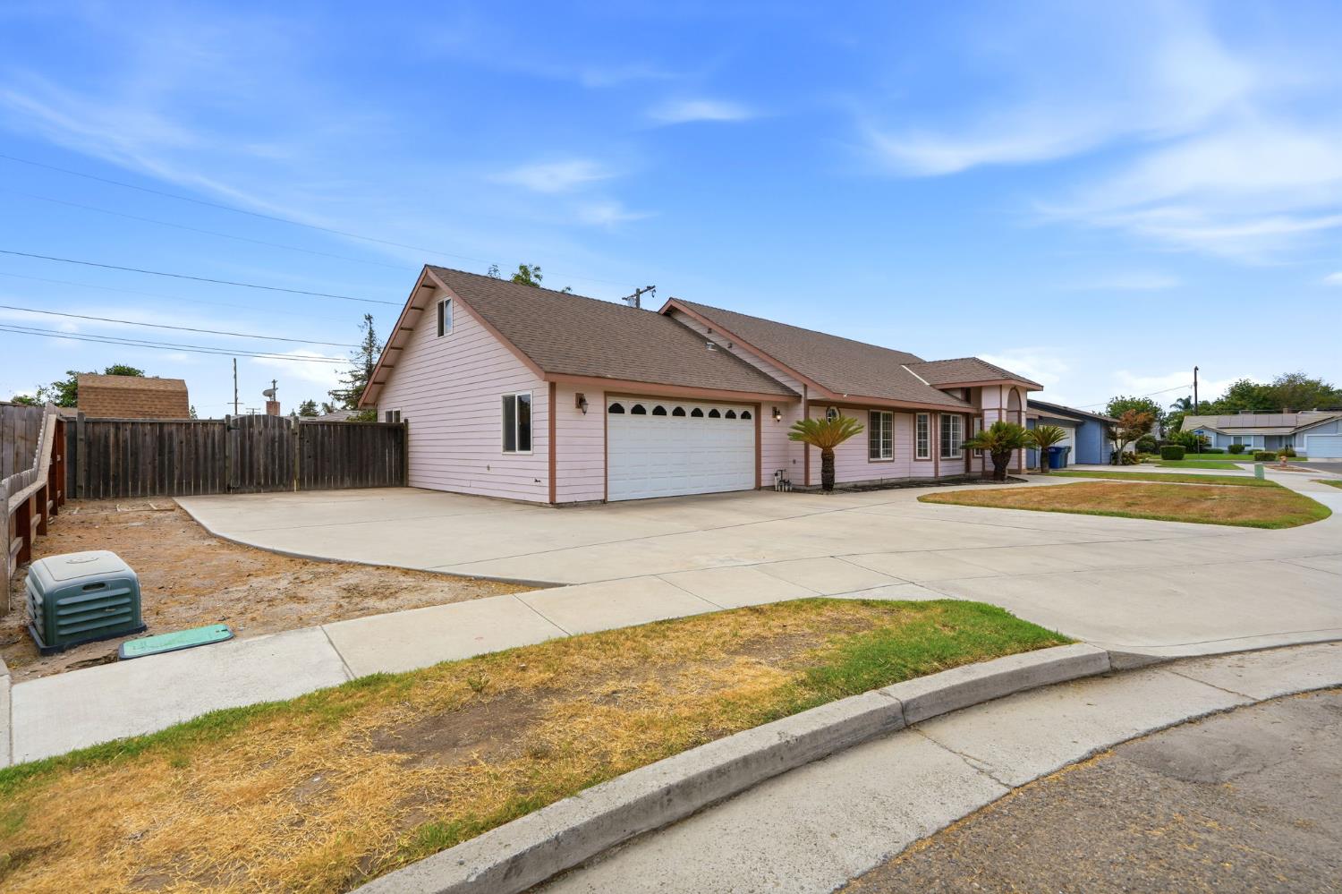 1487 Boyd Ct, Tulare, CA 93274