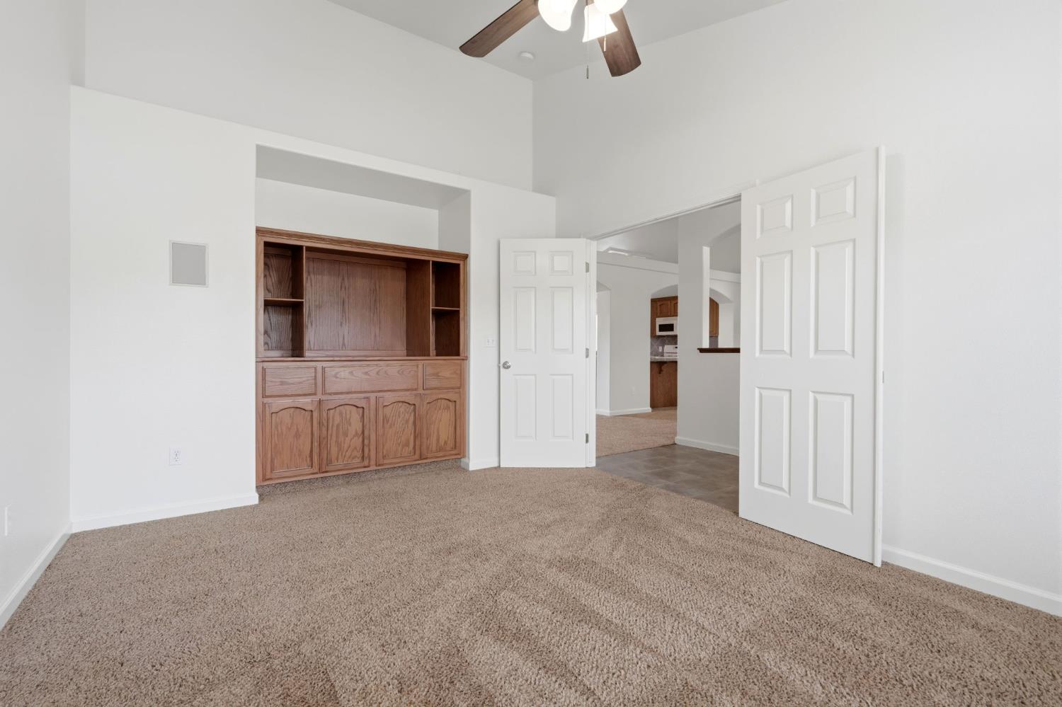 1487 Boyd Ct, Tulare, CA 93274