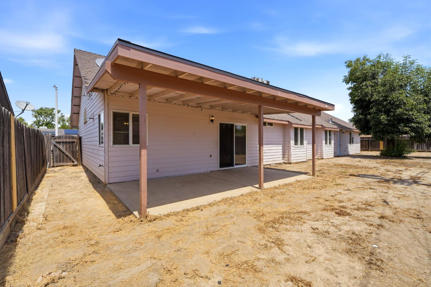 1487 Boyd Ct, Tulare, CA 93274