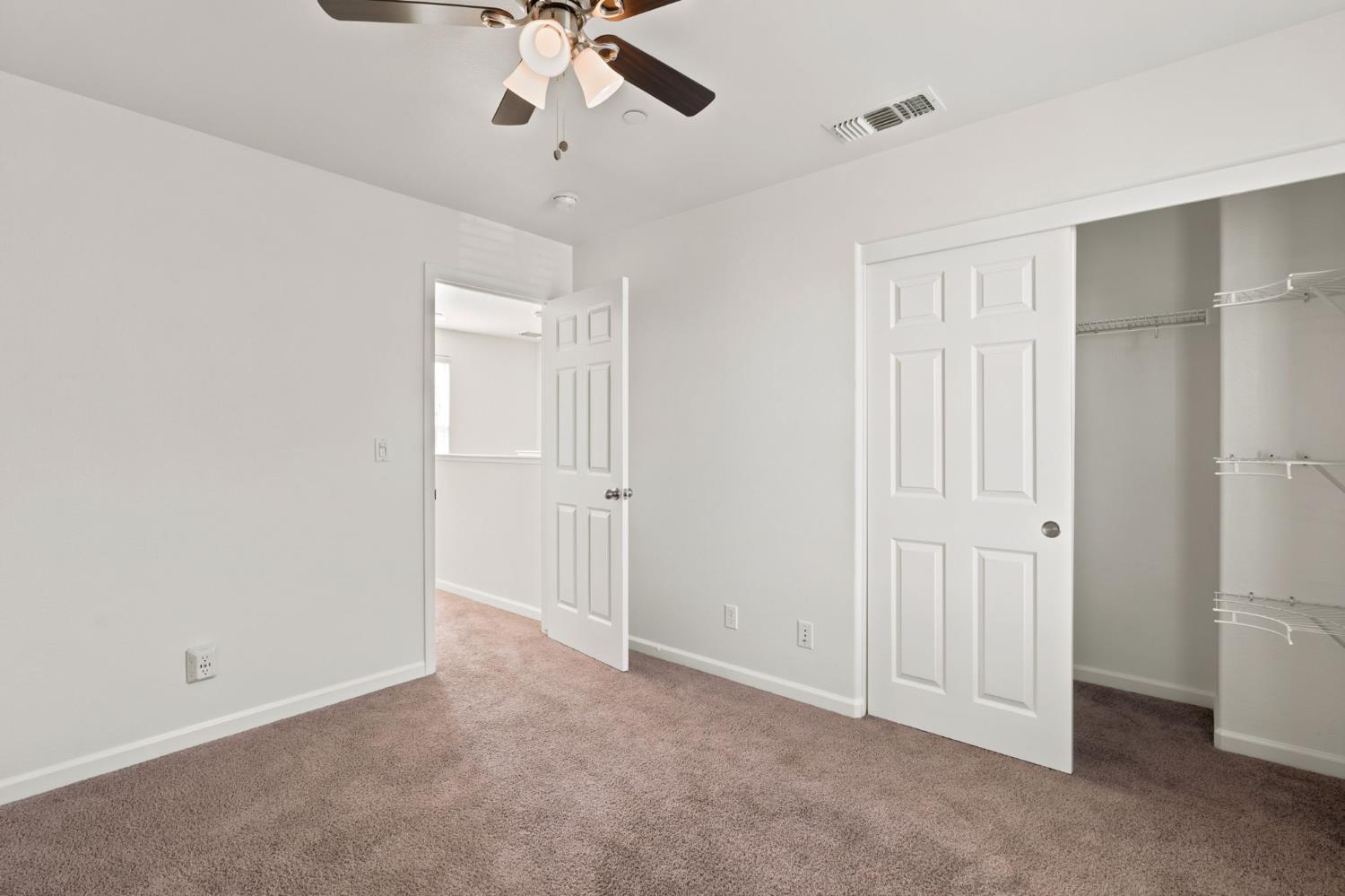 104 Corona Dr, Madera, CA 93638
