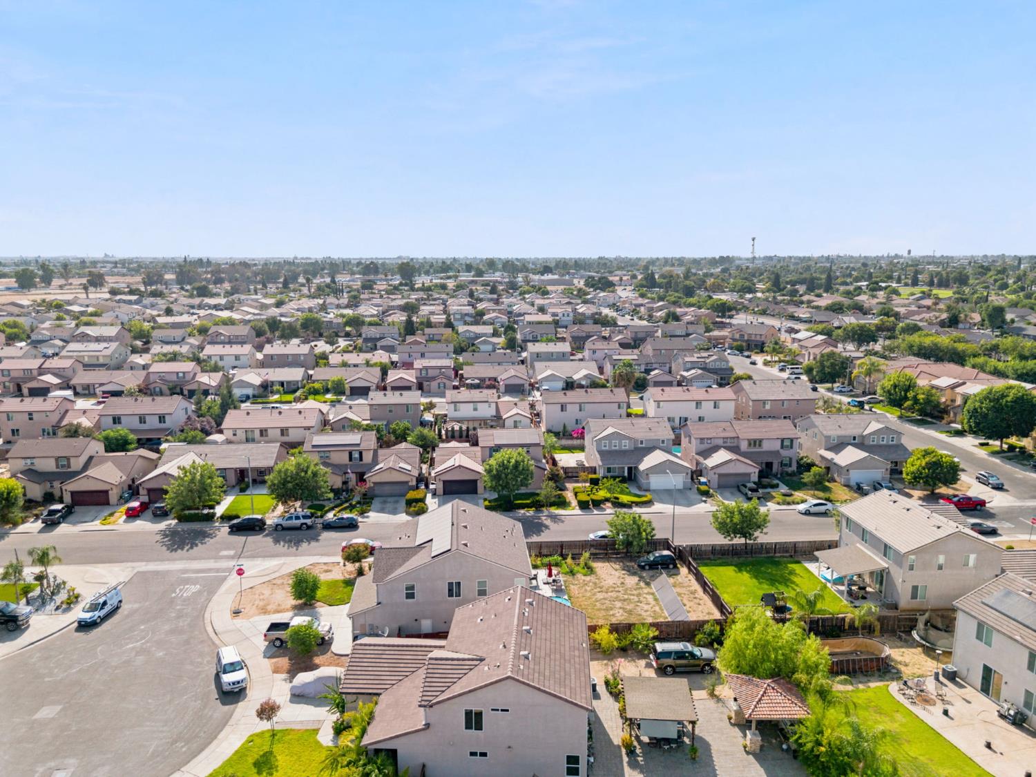 104 Corona Dr, Madera, CA 93638