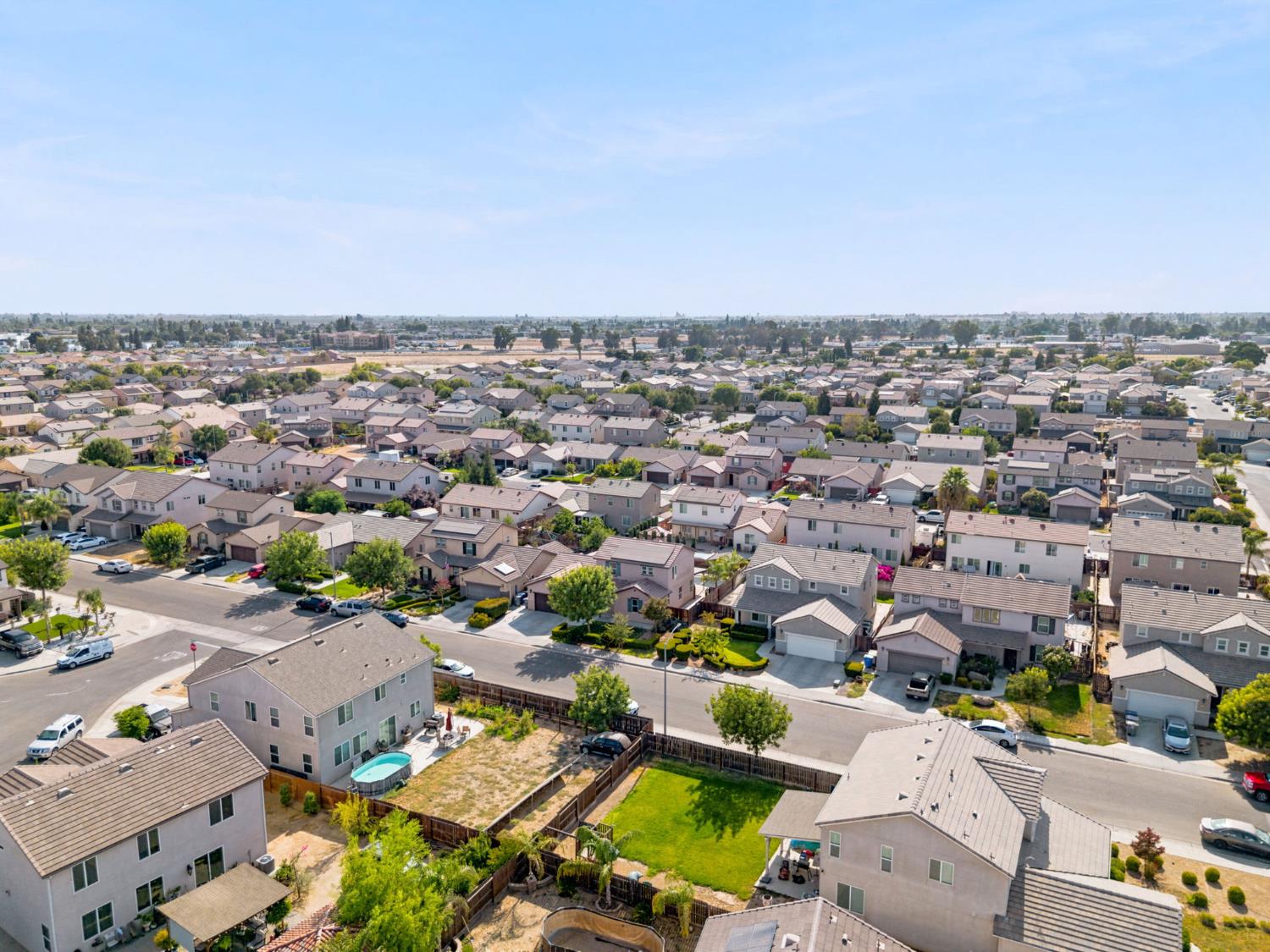 104 Corona Dr, Madera, CA 93638
