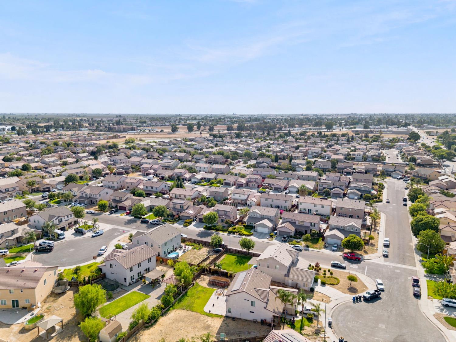 104 Corona Dr, Madera, CA 93638