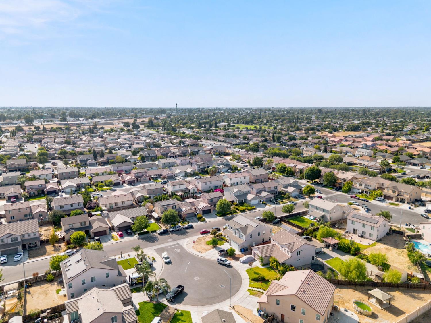 104 Corona Dr, Madera, CA 93638