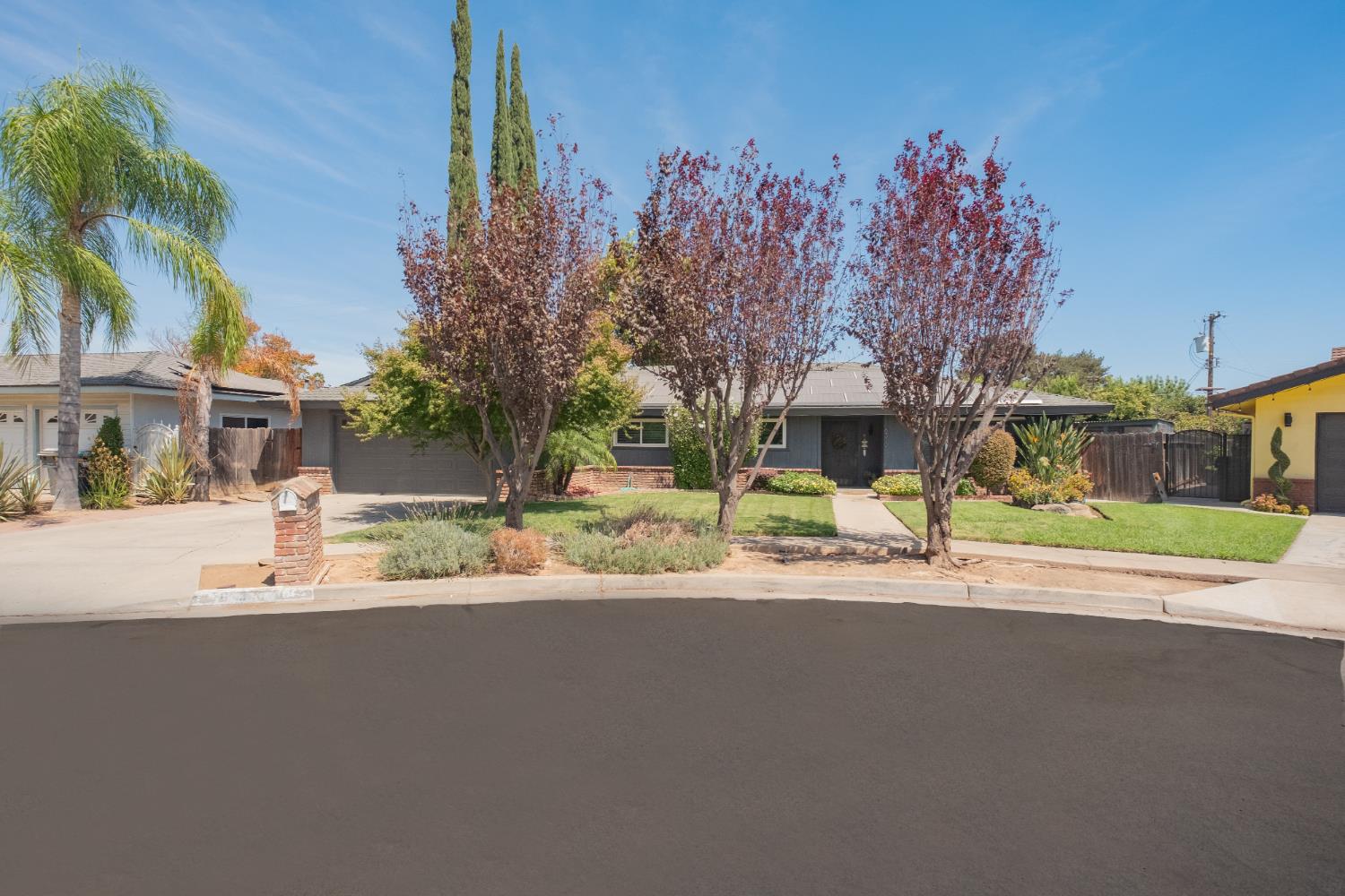 6310 N Bergeron Ave, Fresno, CA 93704