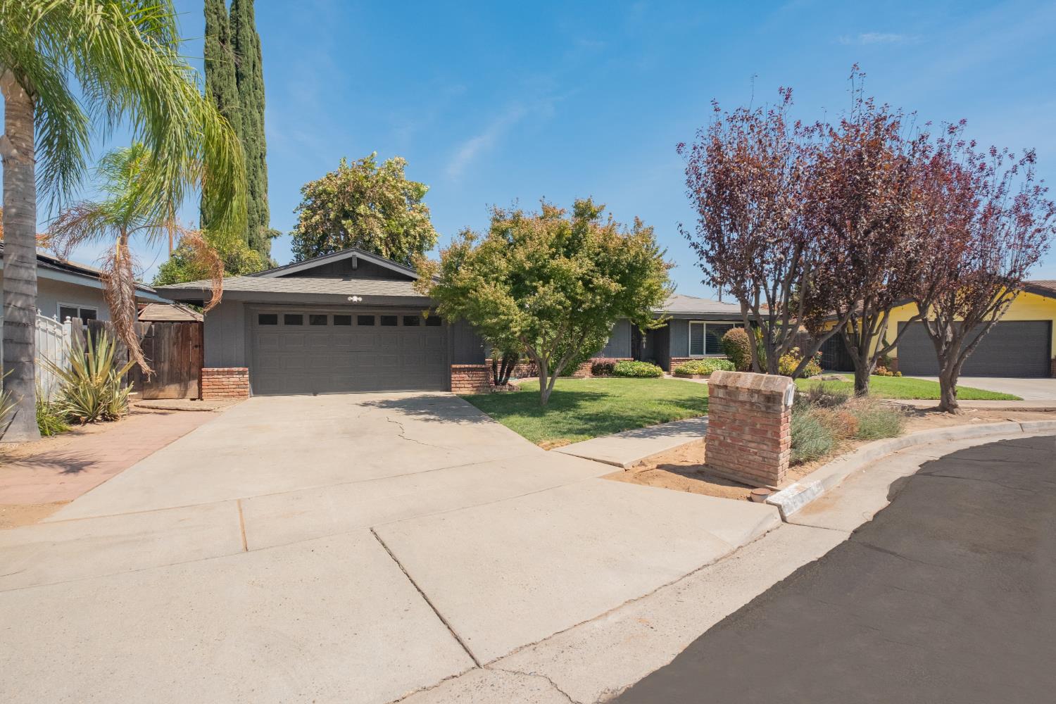 6310 N Bergeron Ave, Fresno, CA 93704