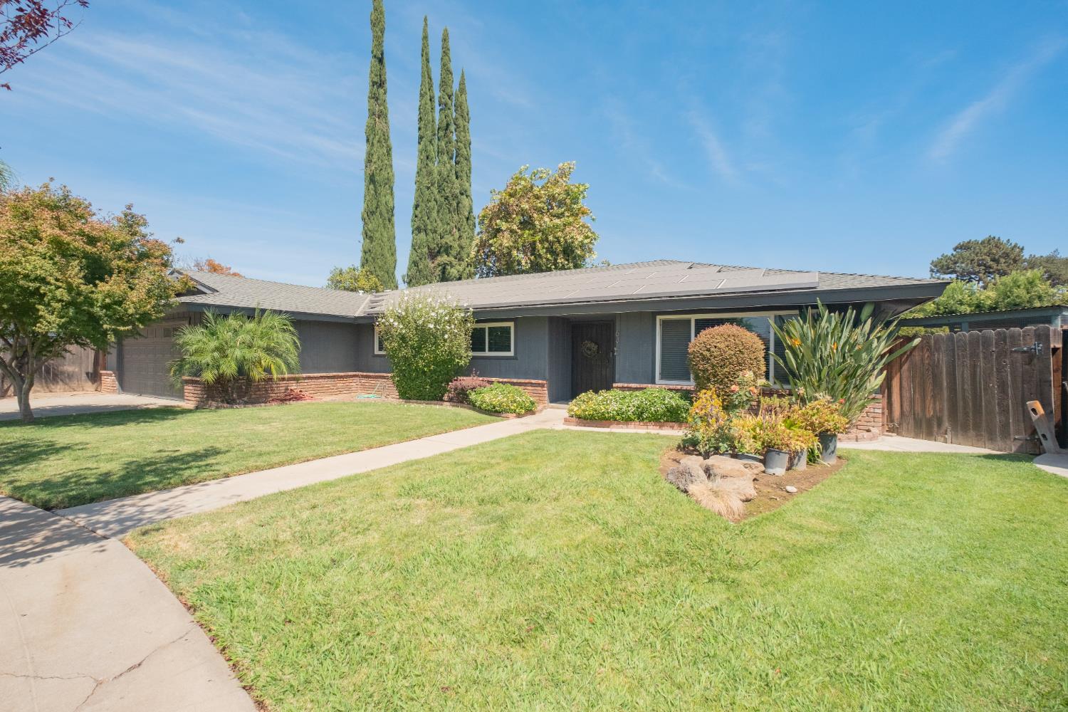 6310 N Bergeron Ave, Fresno, CA 93704