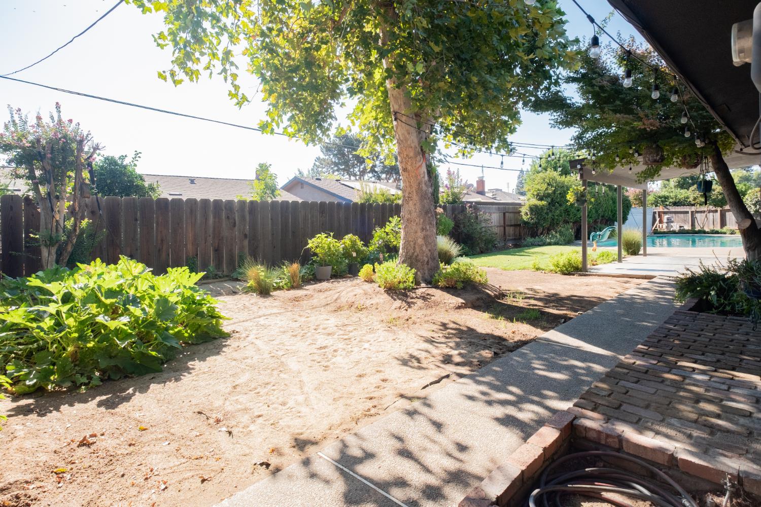 6310 N Bergeron Ave, Fresno, CA 93704