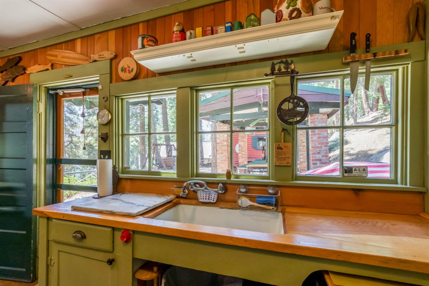24 Bear Creek Ln, Lakeshore, CA 93664