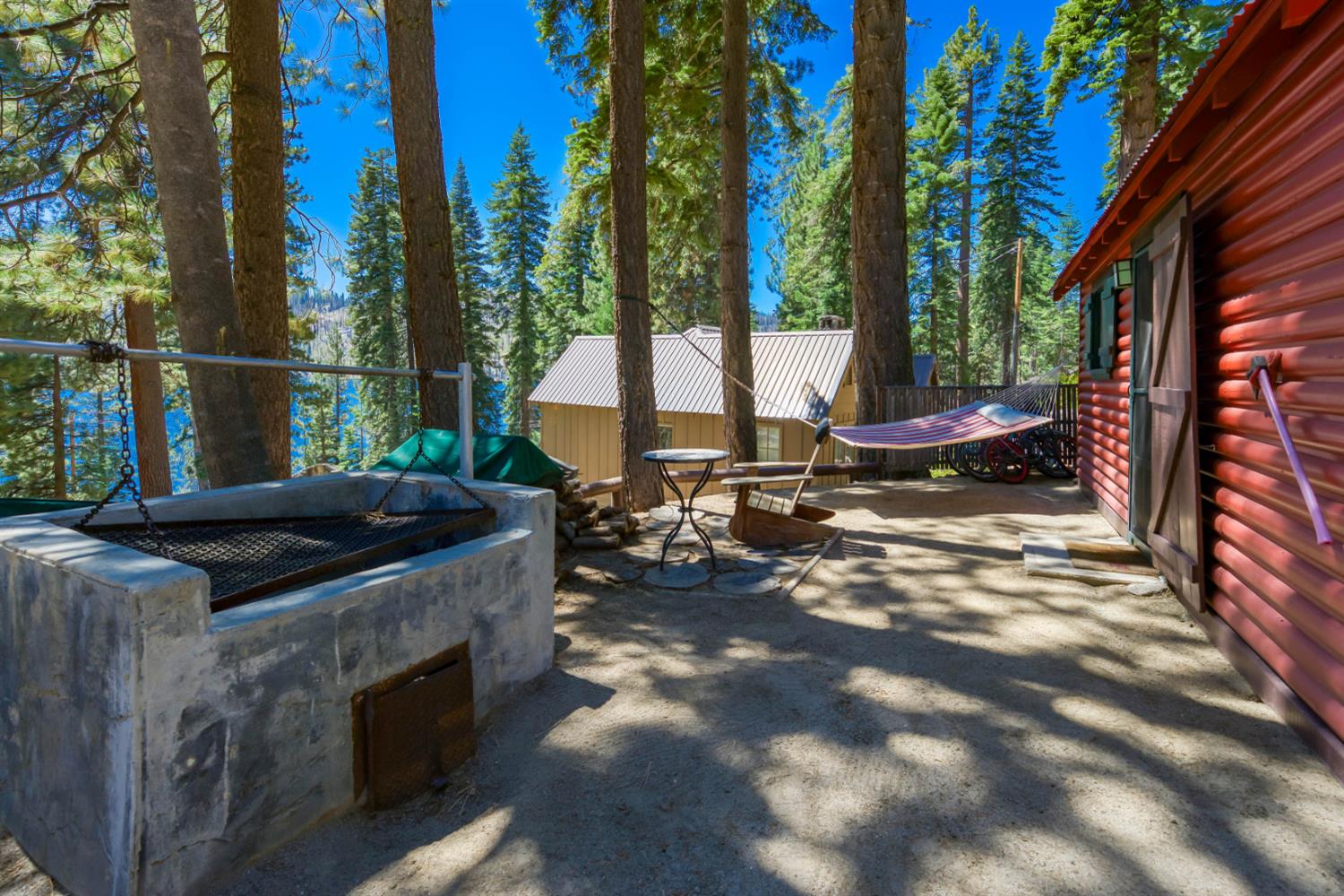 24 Bear Creek Ln, Lakeshore, CA 93664