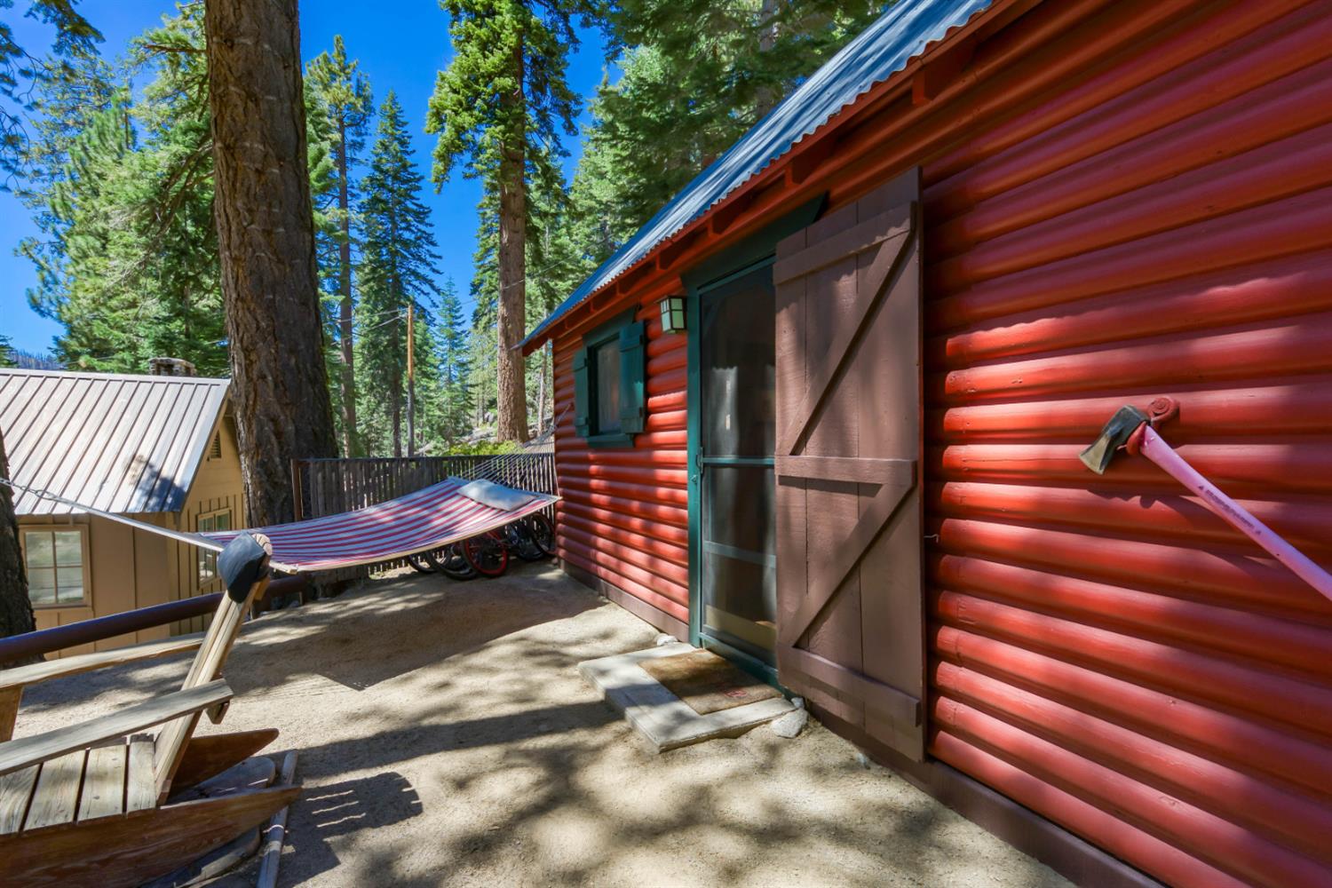 24 Bear Creek Ln, Lakeshore, CA 93664