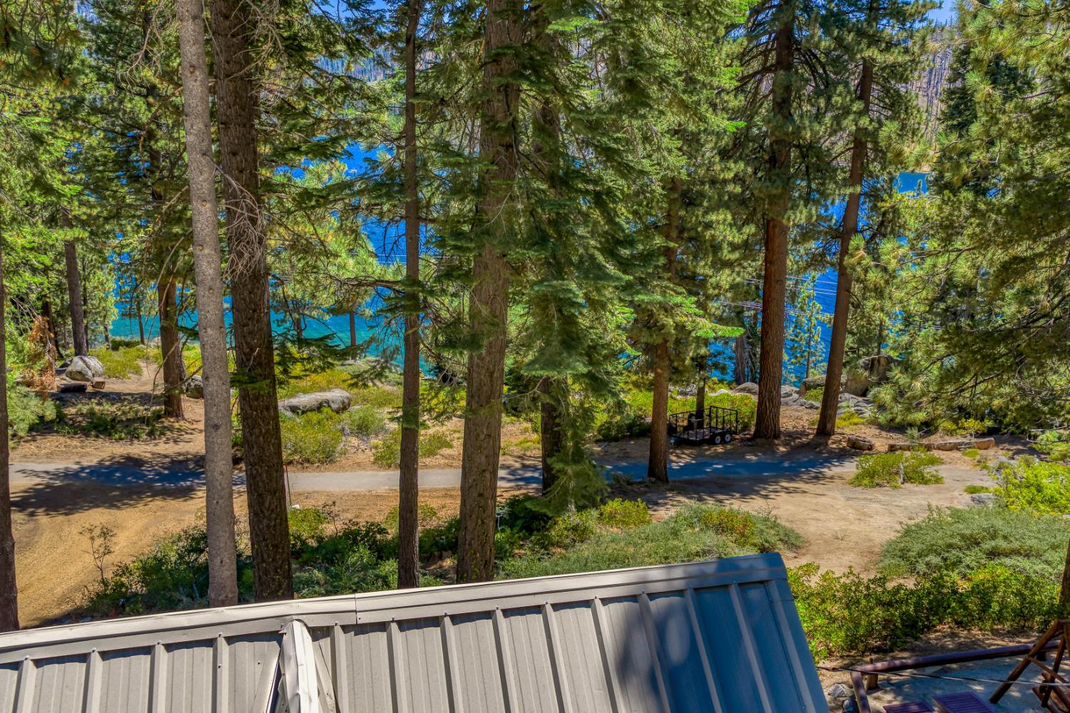 24 Bear Creek Ln, Lakeshore, CA 93664