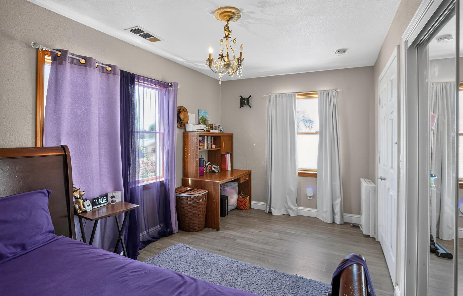 458 W Spruce Ave, Pinedale, CA 93650