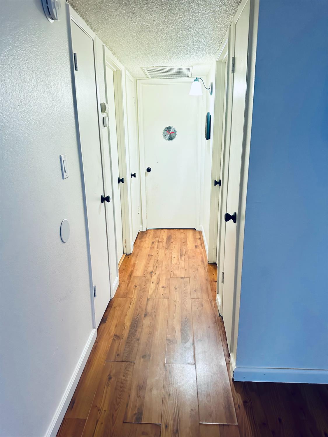 1550 W Ashlan Ave #102, Fresno, CA 93705