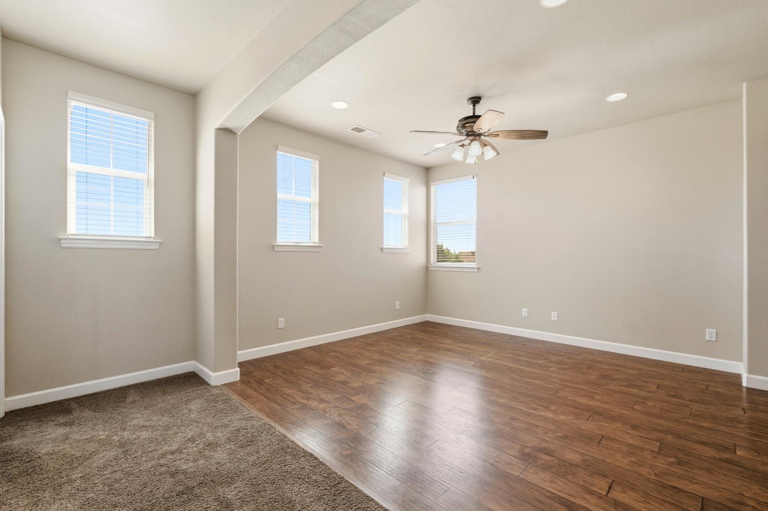 1178 Blackwood Ave, Clovis, CA 93619