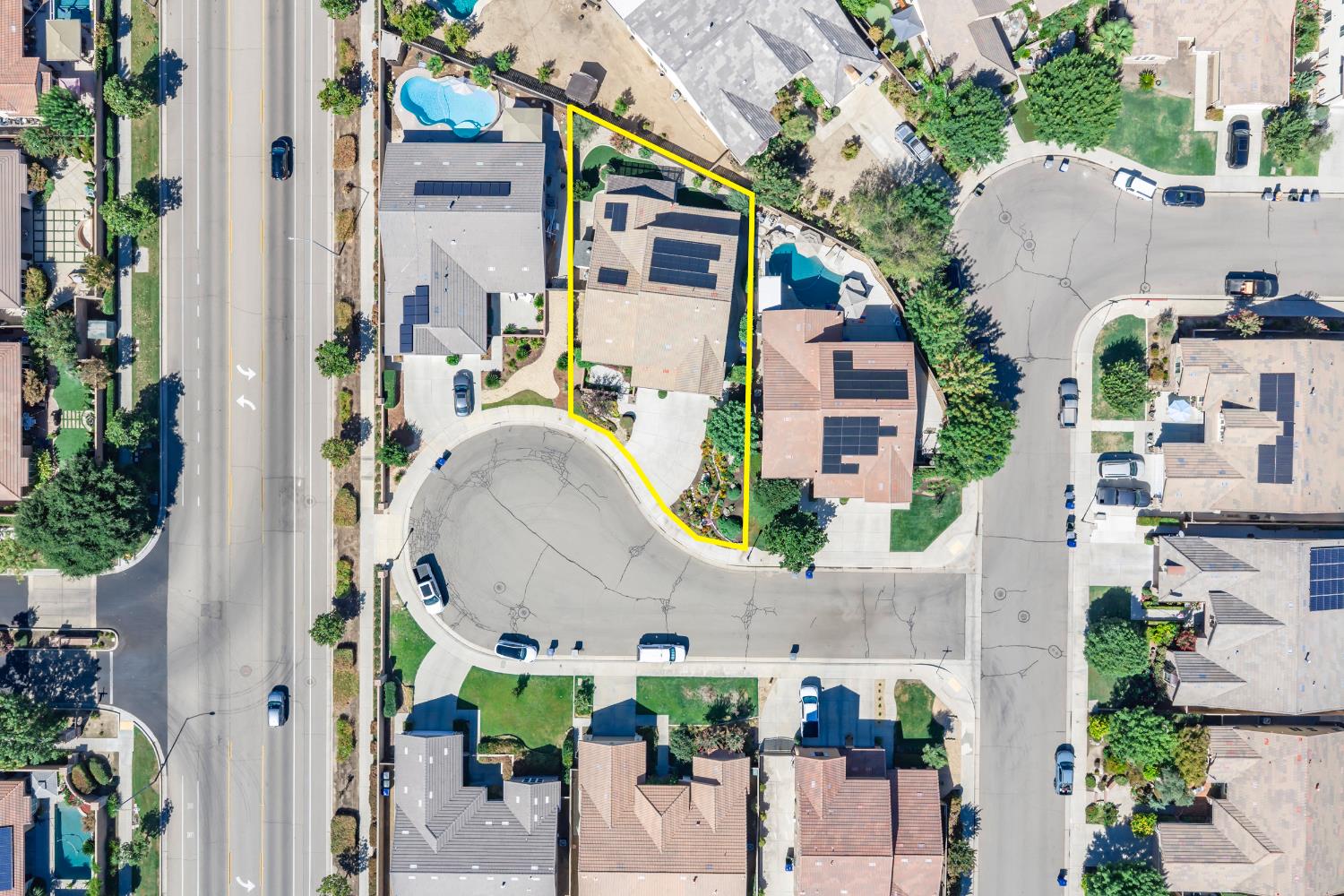 1178 Blackwood Ave, Clovis, CA 93619