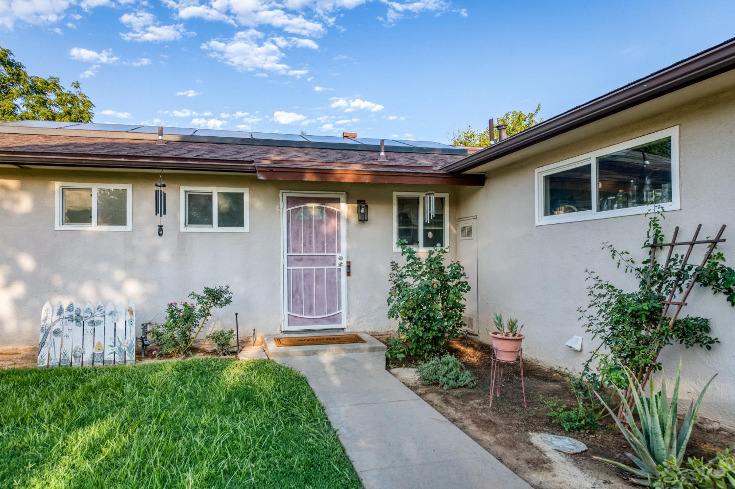 6656 N Wolters Ave, Fresno, CA 93710