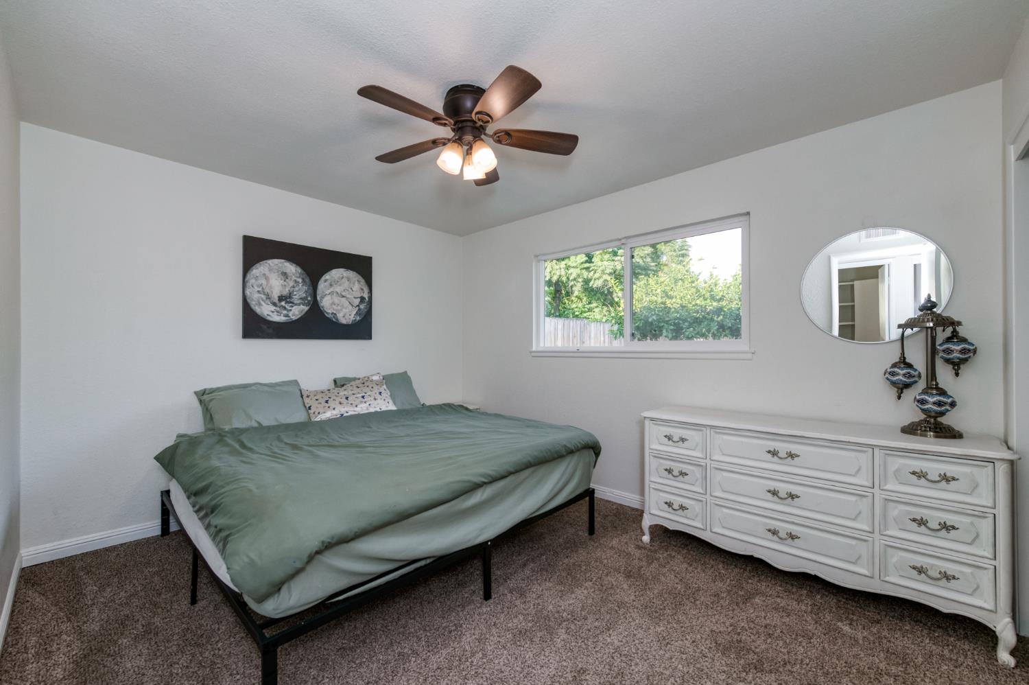6656 N Wolters Ave, Fresno, CA 93710