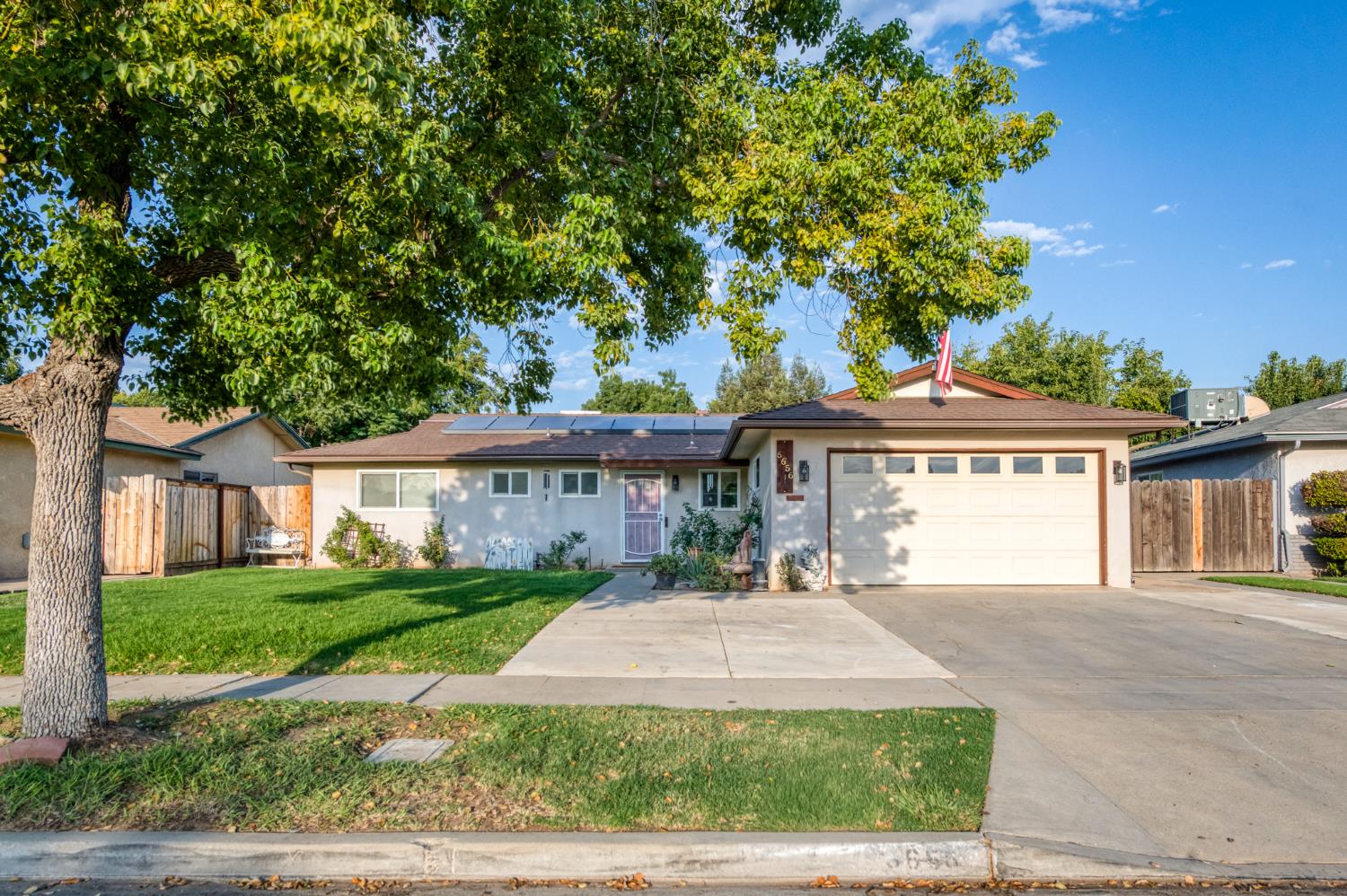 6656 N Wolters Ave, Fresno, CA 93710