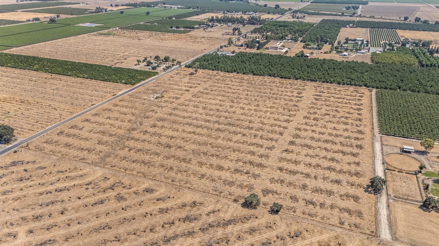 16605 Road 208, Porterville, CA 93257