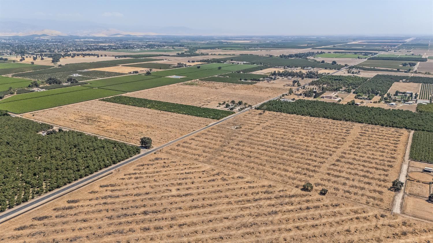 16605 Road 208, Porterville, CA 93257