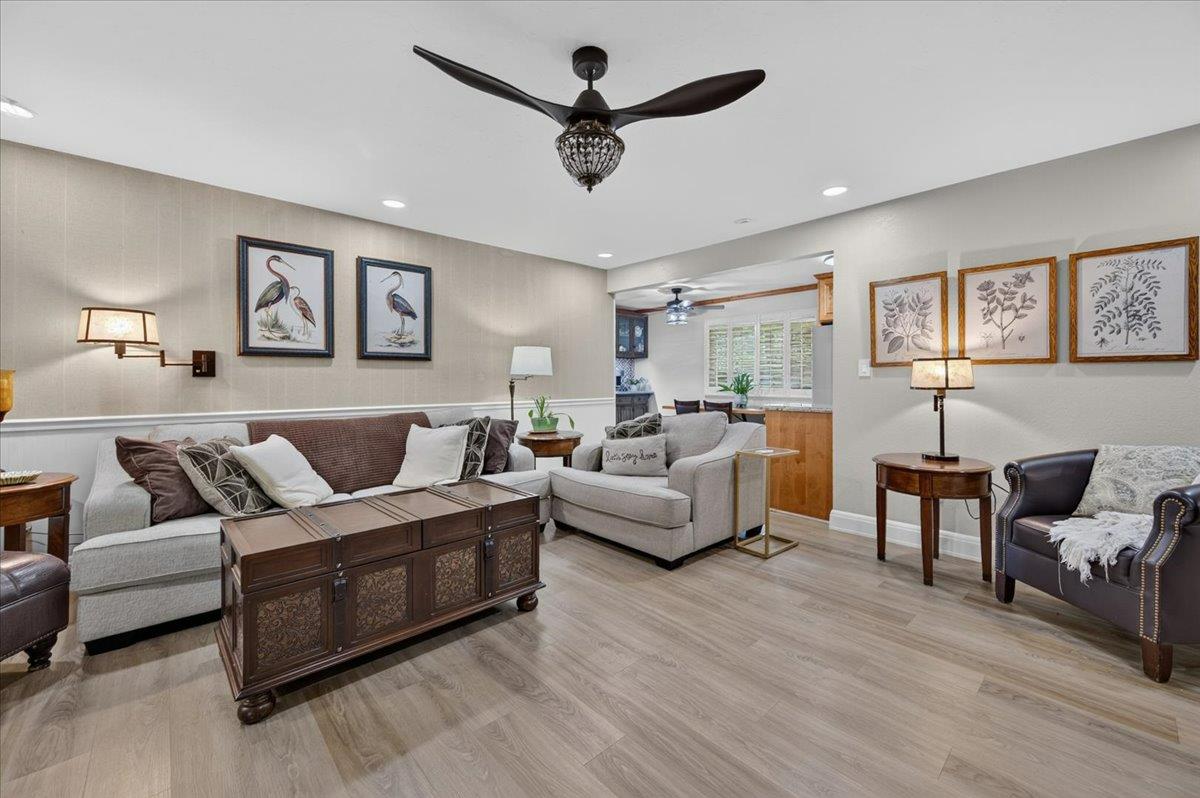 6192 N Fruit Ave, Fresno, CA 93711