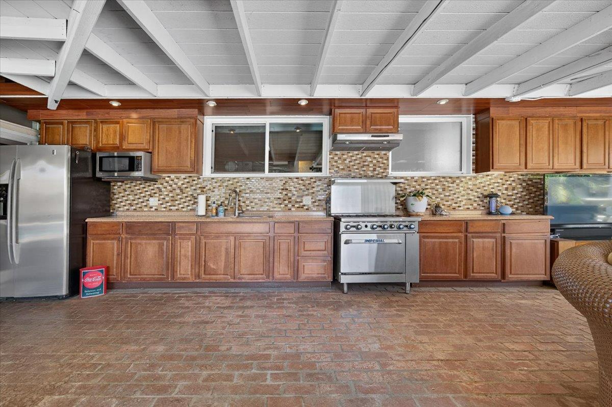 6192 N Fruit Ave, Fresno, CA 93711
