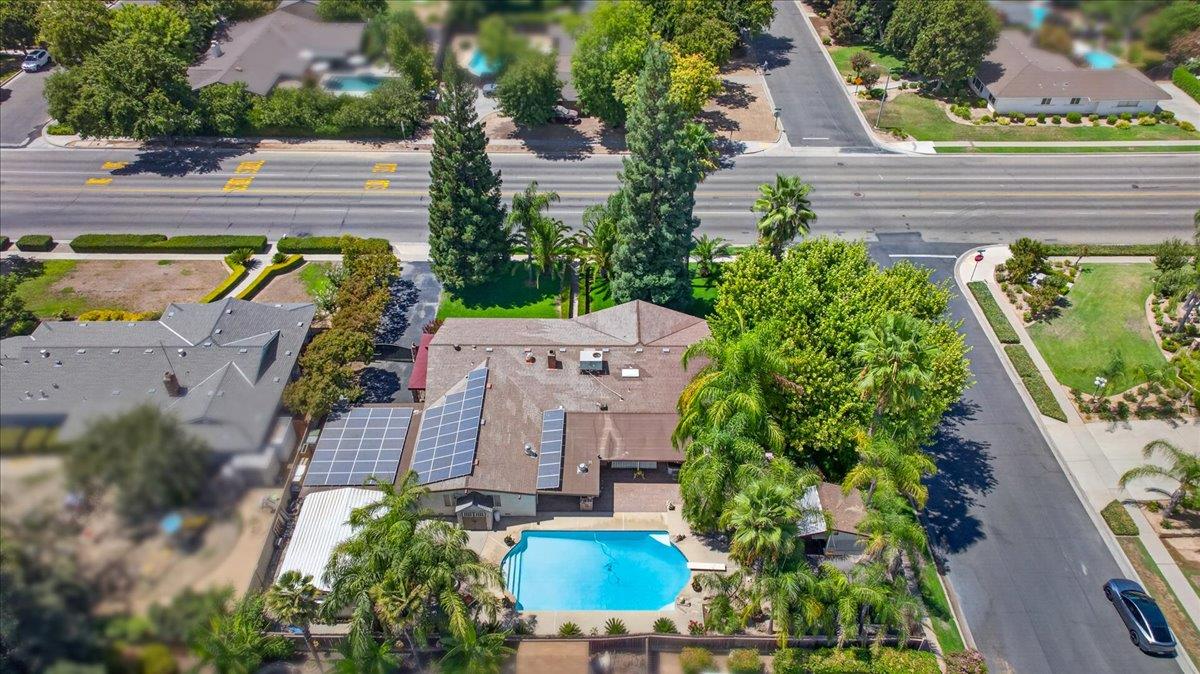 6192 N Fruit Ave, Fresno, CA 93711