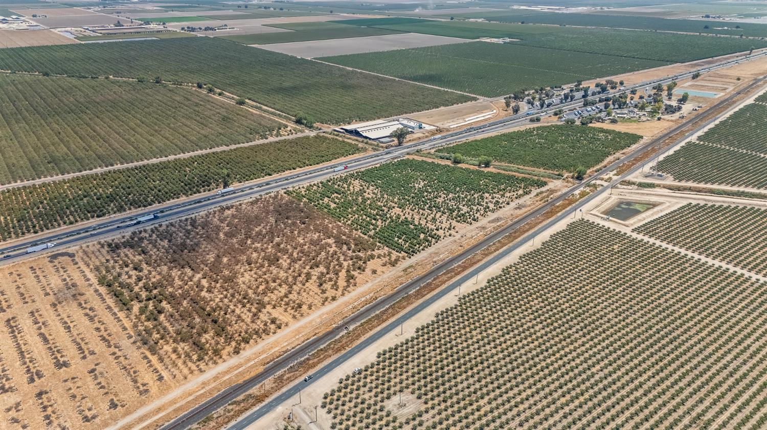 1 Rd 112, Tulare, CA 93274