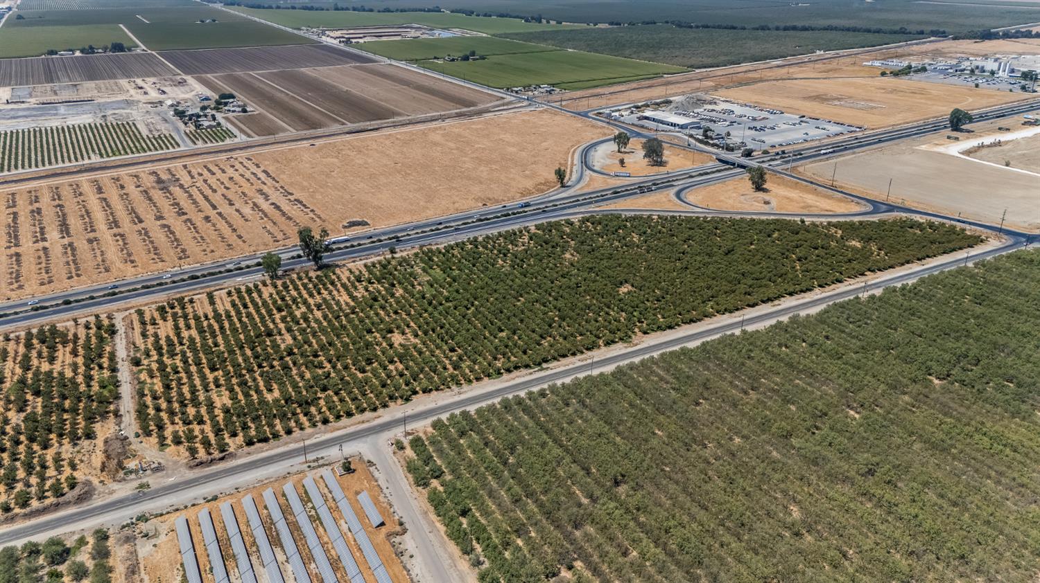 1 Rd 112, Tulare, CA 93274