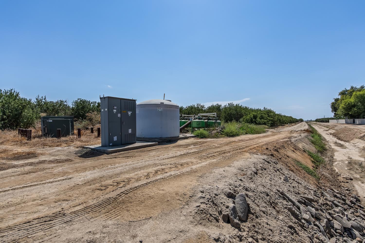 12002 Ave 184, Tulare, CA 93274