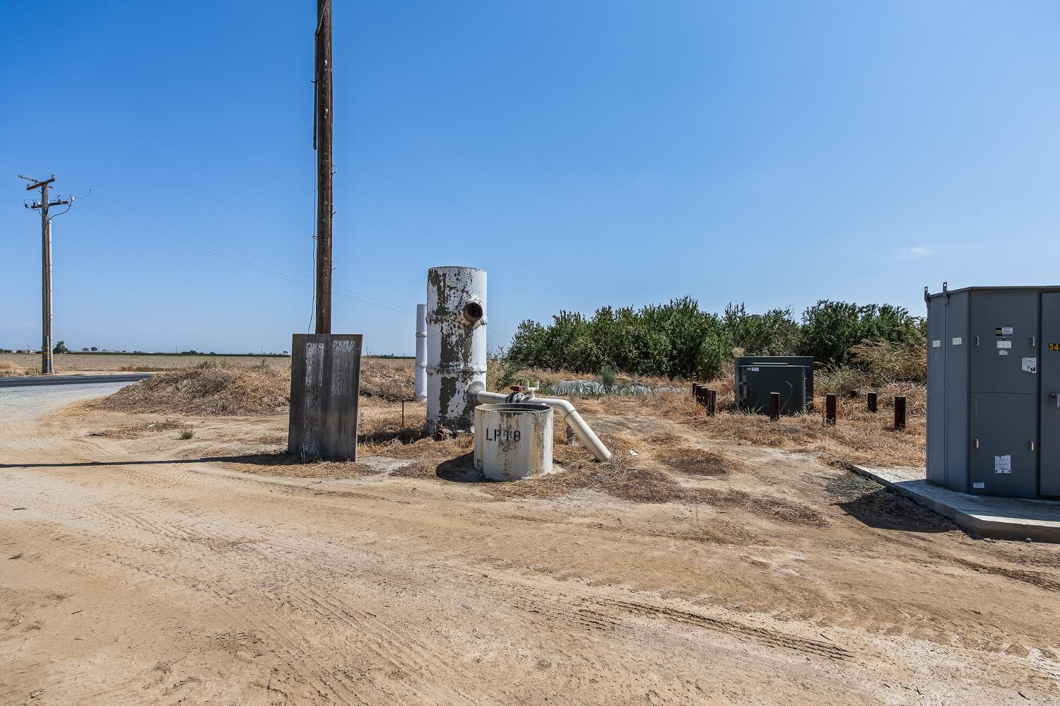 12002 Ave 184, Tulare, CA 93274