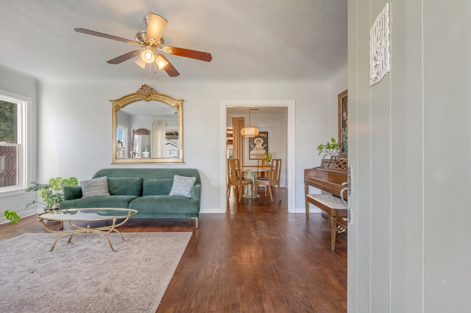 805 N Adoline Ave, Fresno, CA 93728