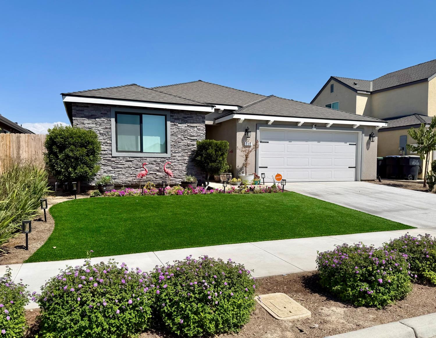 338 Tracy St, Visalia, CA 93292