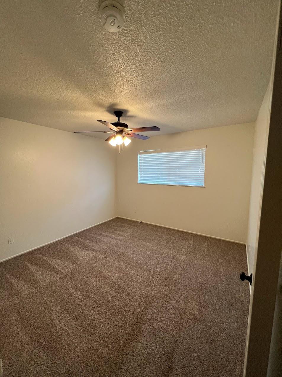 1205 F St, Reedley, CA 93654