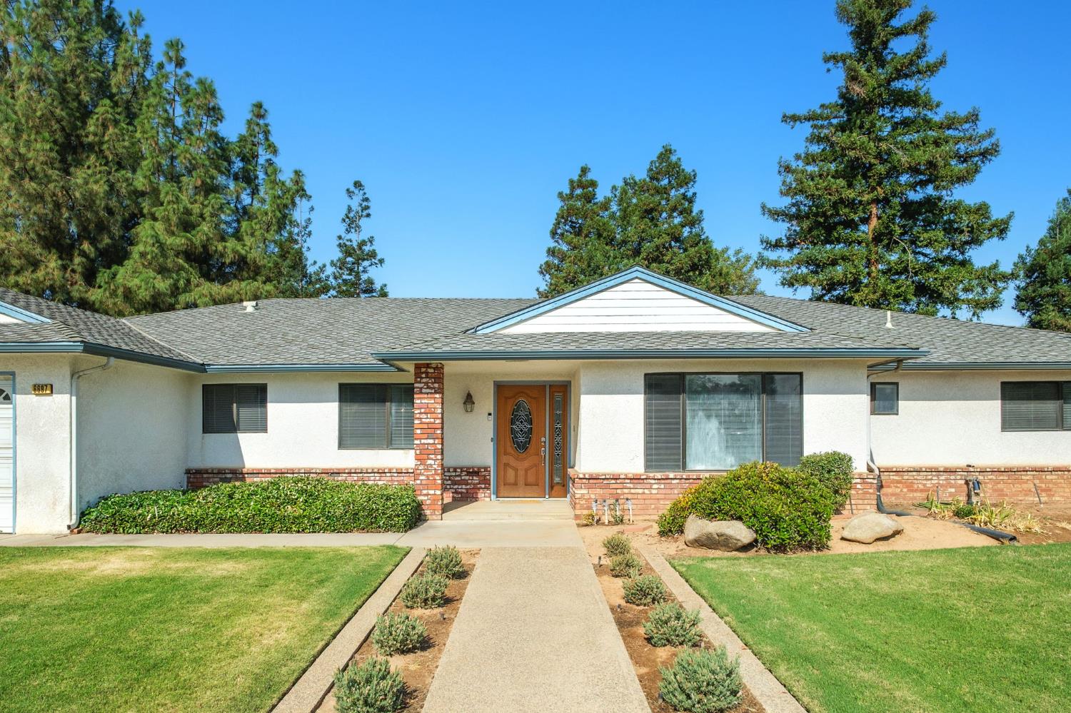 6697 N Teilman Ave, Fresno, CA 93711