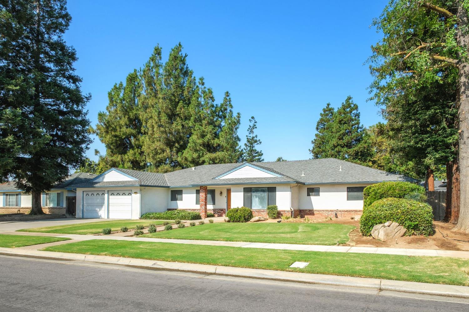 6697 N Teilman Ave, Fresno, CA 93711