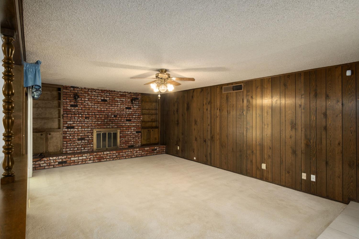 6697 N Teilman Ave, Fresno, CA 93711
